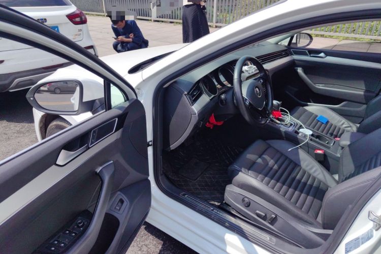 Used Volkswagen Magotan 2018 330TSI DSG Advanced Model
