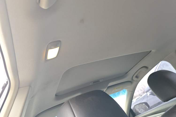 Used Nissan Teana 2016 2.0L XL Comfort Edition Headliner