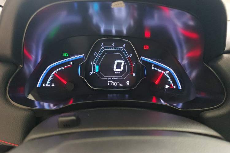 Used Luxgen U5 SUV 2017 1.6L Manual Knight Edition
