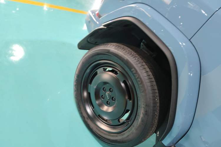 Used iCAR V23 2025 401 Two-Wheel Drive Intelligent Driving Version
