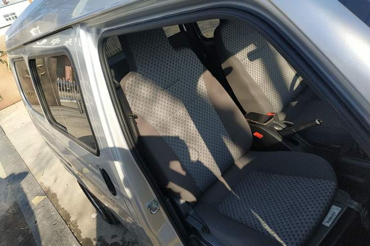 Used Wuling Zhiguang 2023 1.5L Practical Version 5/7 Seats