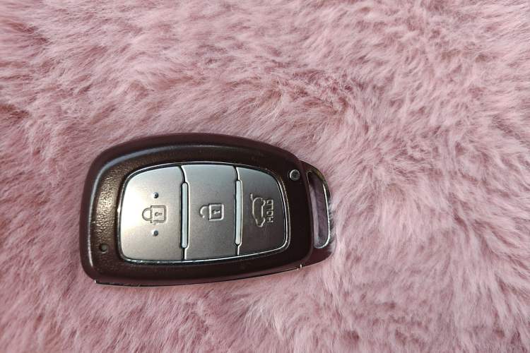 Used Hyundai ix25 2015 1.6L Automatic Two-Wheel Drive Smart GLS Trim