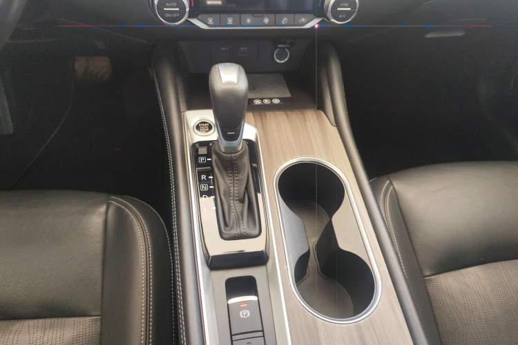 Used Nissan Teana 2021 2.0L XL Upper AD1 Smart Drive & Navigation Edition Gear Lever