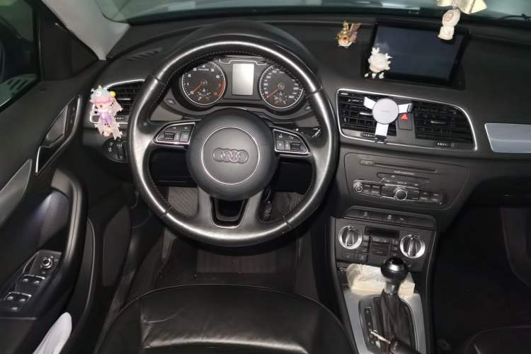 Used Audi Q3 2015 35 TFSI Comfort Model