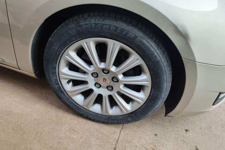 Used Cadillac XTS 2014 28T Comfort Version
