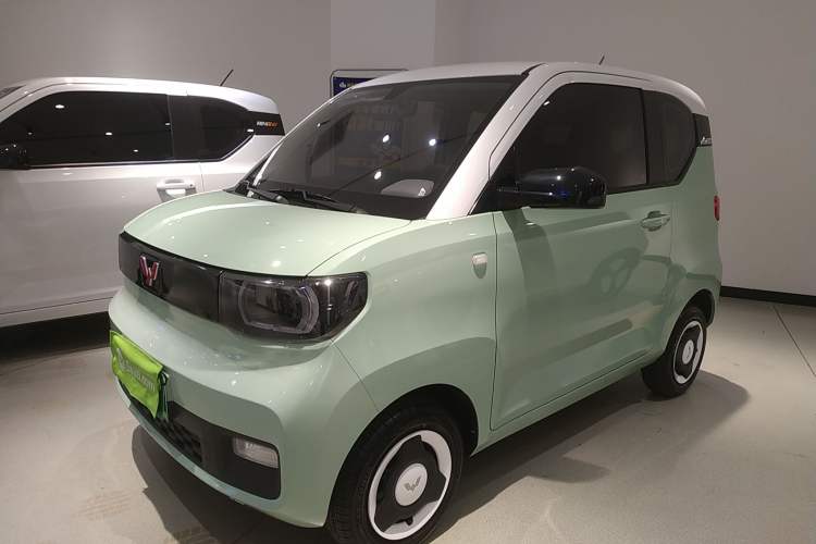 Used Wuling Hongguang MINIEV 2022 Macaron Premium Model – Lithium Iron Phosphate