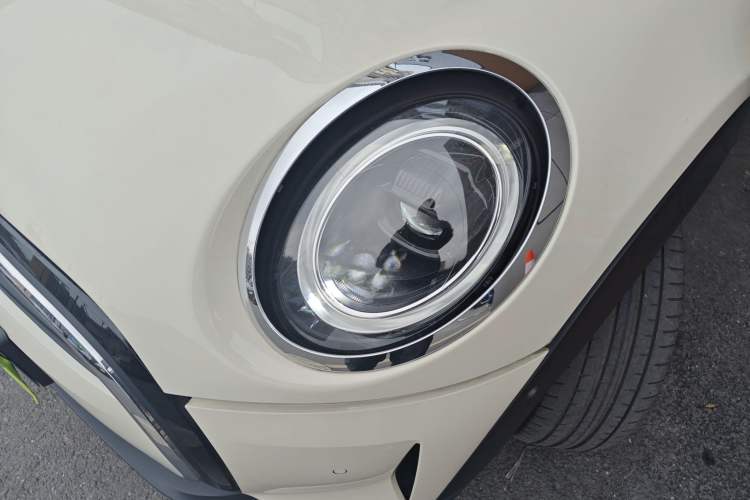 Used MINI MINI 2022 1.5T COOPER Classic Edition