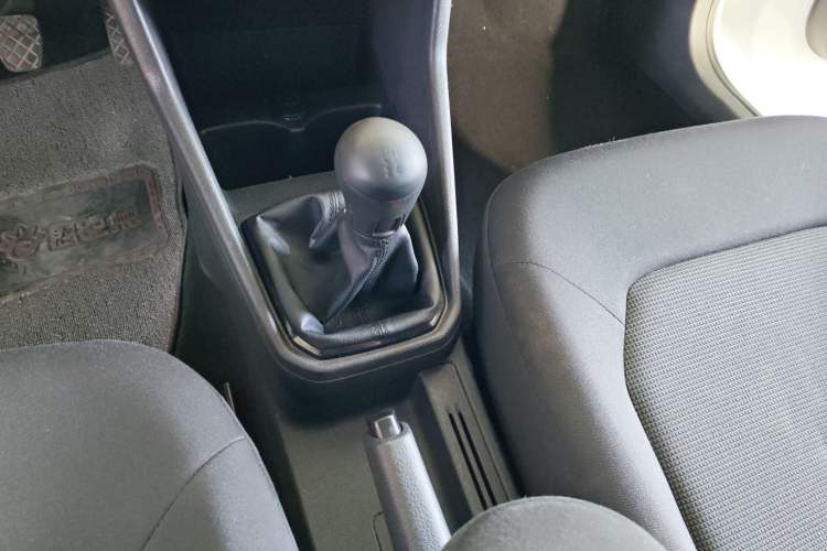 Used Volkswagen Jetta 2019 Dream Edition 1.4L Manual Fashion Version
