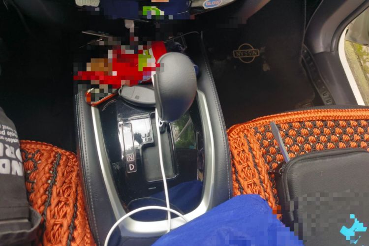 Used Nissan X-Trail 2016 2.5L CVT Sport Edition 4WD Gear Lever