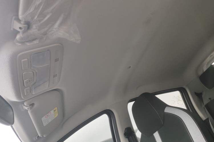 Used JAC Yiwei E10X 2024 Charming Edition 301km Lite
