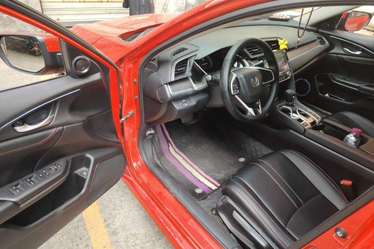 Used Honda Civic 2016 220TURBO CVT Luxury Edition
