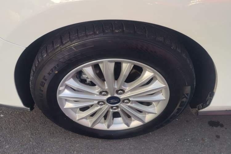 Used Ford Focus 2019 Sedan EcoBoost 125 Automatic Trendy Model China V Standard
