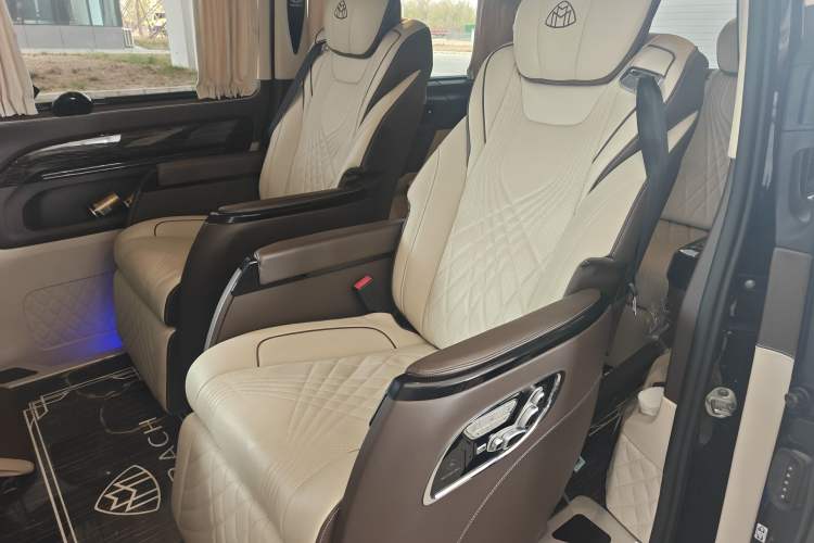 Used Mercedes-Benz Vito 2021 2.0T Business Version 7 Seats Left Rear Seat