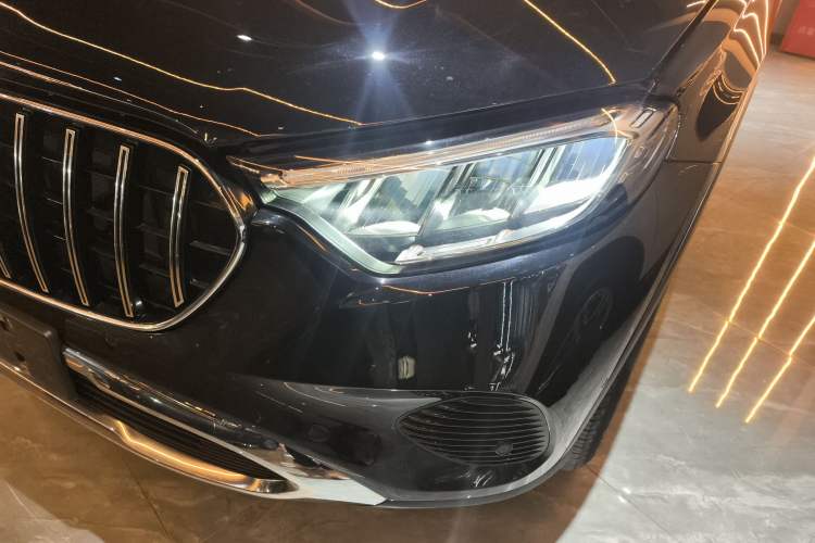 Used Mercedes-Benz GLC 2023 GLC 260 L 4MATIC Dynamic Edition 5-seater