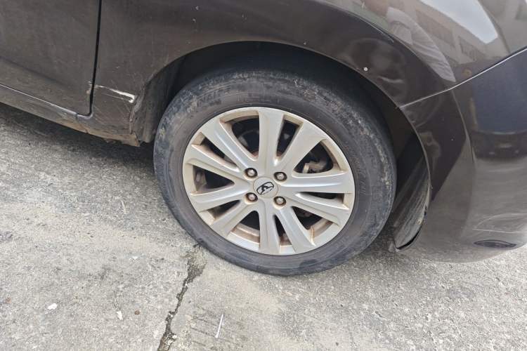 Used Cowin C3 2015 1.5L Manual Blue Diamond Model Right Front Wheel Hub