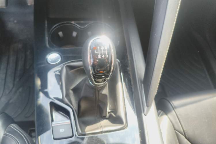 Used BYD Song Pro 2020 1.5T Manual Elite Model Gear Lever