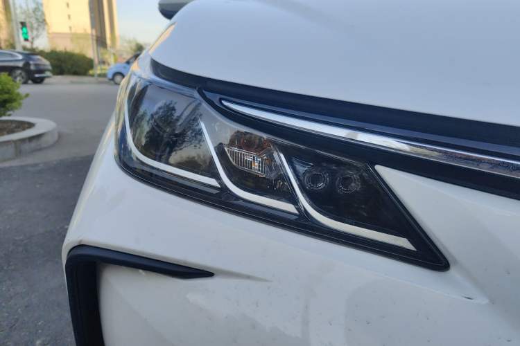 Used Toyota Corolla 2021 1.2T S-CVT Elite PLUS Edition Right Front Headlight