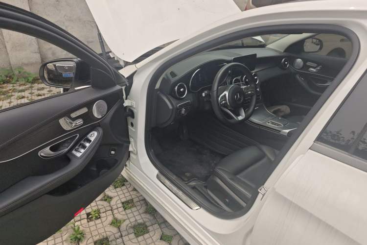 Used Mercedes-Benz C-Class 2021 C 260 L Sport Edition Star Collection Driver Seat