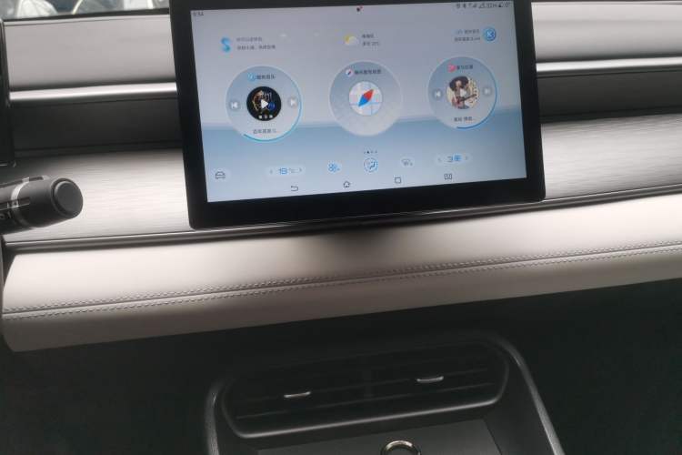 Used BYD Seal 05 DM-i 2025 DM-i Smart Drive 55KM Luxury Model Audio And AC Panel