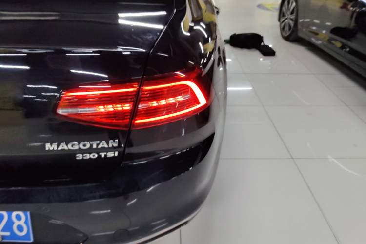 Used Volkswagen Magotan 2019 330TSI DSG Luxury Version China VI Standard
