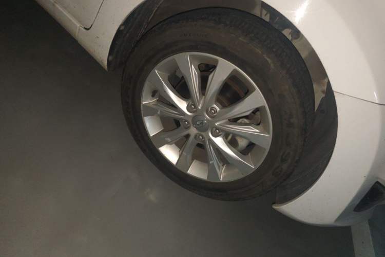 Used Hyundai Elantra (5th Generation / Langdong) 2016 1.6L Automatic Smart Version