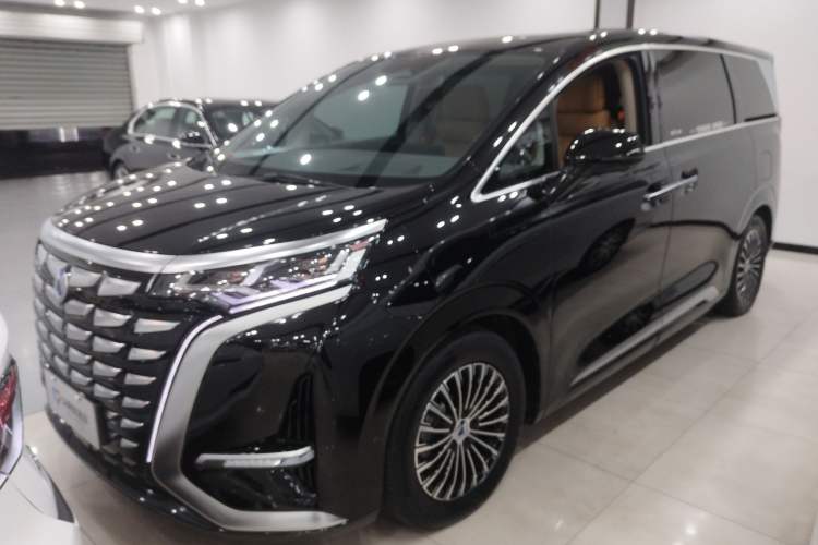 Used Denza D9 2024 DM-i 980 Four-Wheel Drive Prestige Model