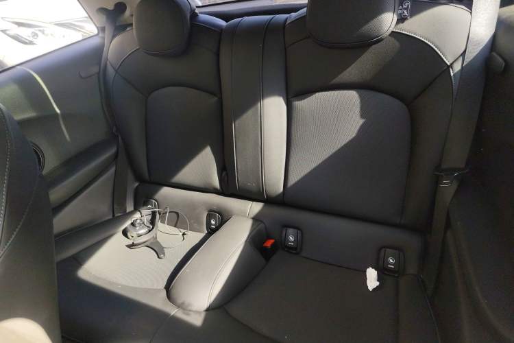 Used MINI MINI 2022 Updated 1.5T COOPER Classic Edition
