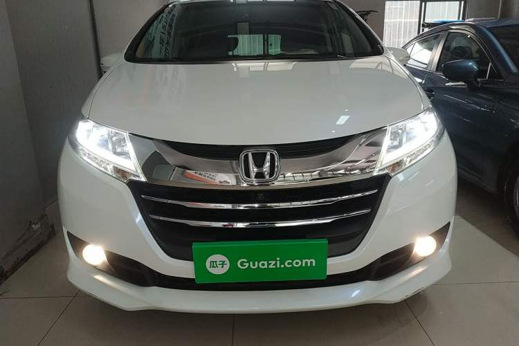 Used Honda Odyssey 2015 2.4L Supreme Edition