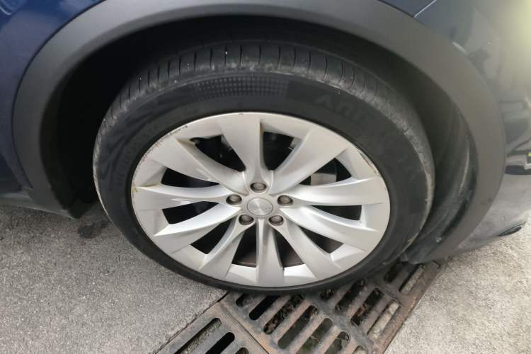 Used Tesla Model X 2019 Long-Range Version