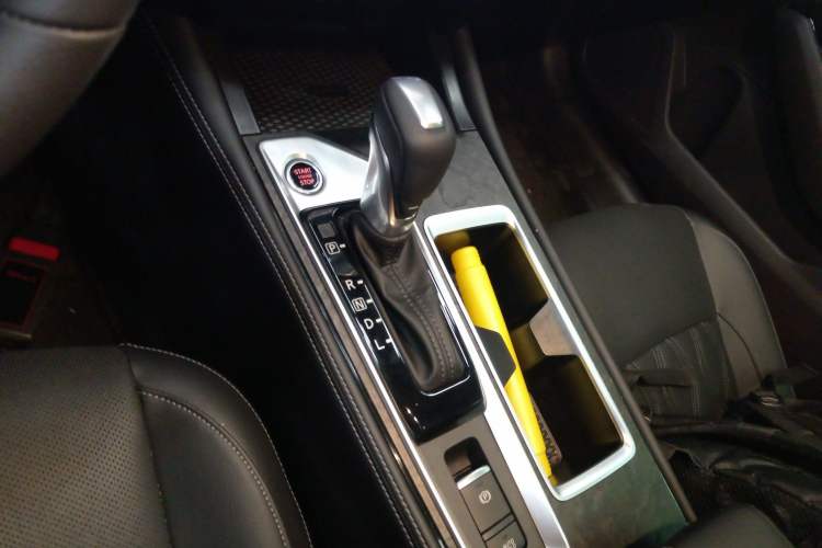 Used Nissan Teana 2024 2.0L SV Black Gold Edition