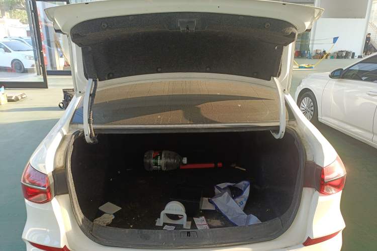 Used Chevrolet Monza 2019 RS 330T Automatic Comfort Edition China VI Standard Trunk