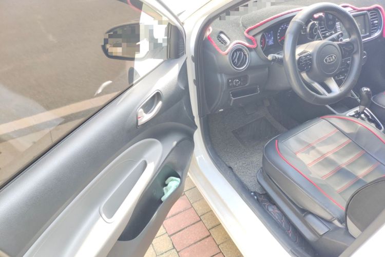 Used Kia Pegas 2017 1.4L Automatic Deluxe Edition Driver Seat