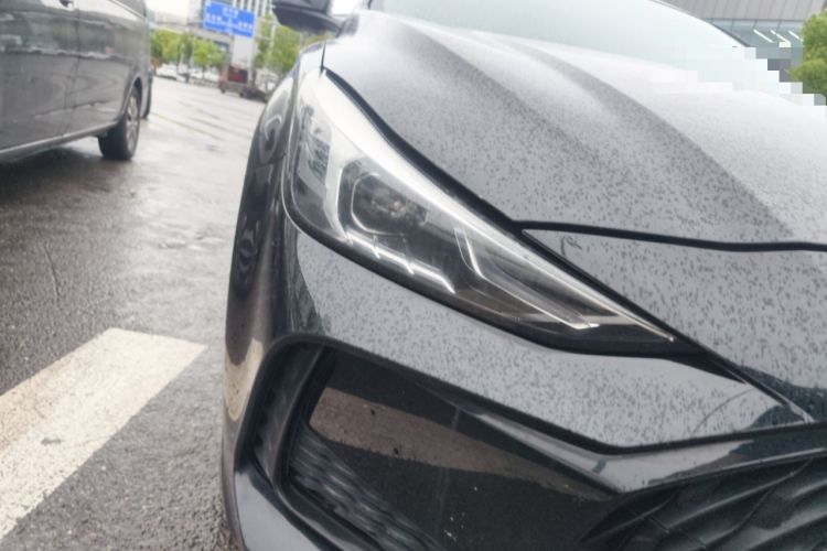 Used MG 5 2021 Revised 300TGI DCT Qingshè Luxurious Enjoyment Edition
