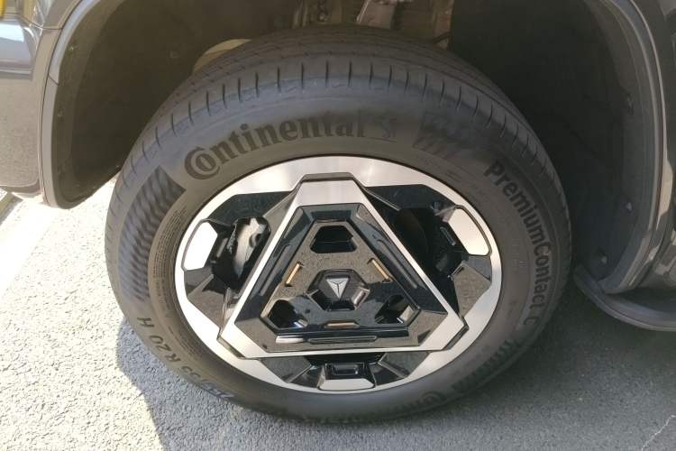 Used Deepal G318 2025 Worry-Free Adventure Edition Four-Wheel Drive Secret Realm Version Exterior 4