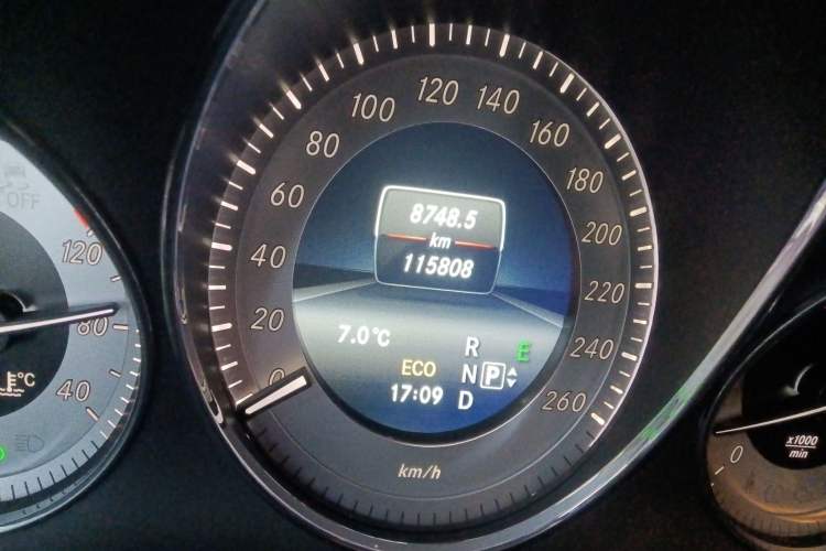 Used Mercedes-Benz GLK-Class 2015 GLK 260 4MATIC Dynamic Edition Ultimate Version