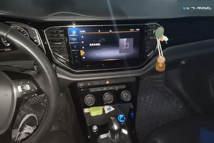 Used Volkswagen T-ROC 2021 280TSI DSG Two-Wheel Drive Comfort Connect Edition
