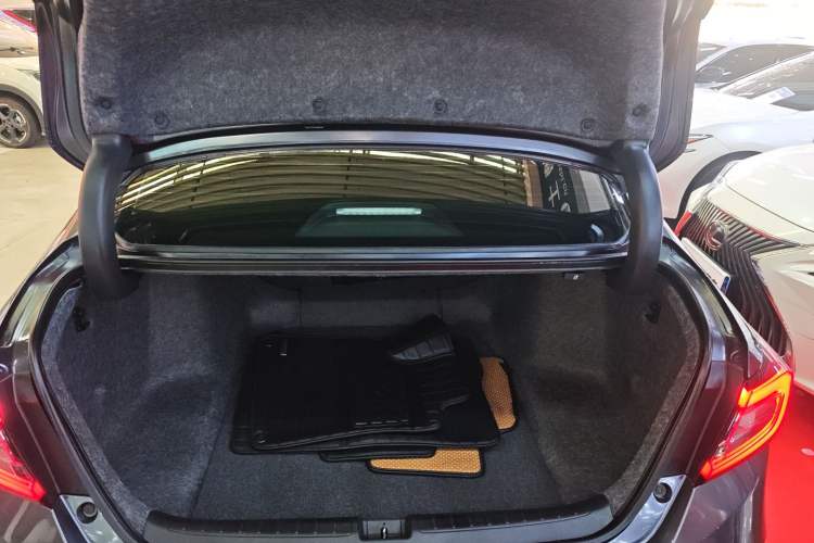 Used Honda Accord 2022 260TURBO Phantom Night · Prestige Edition Trunk