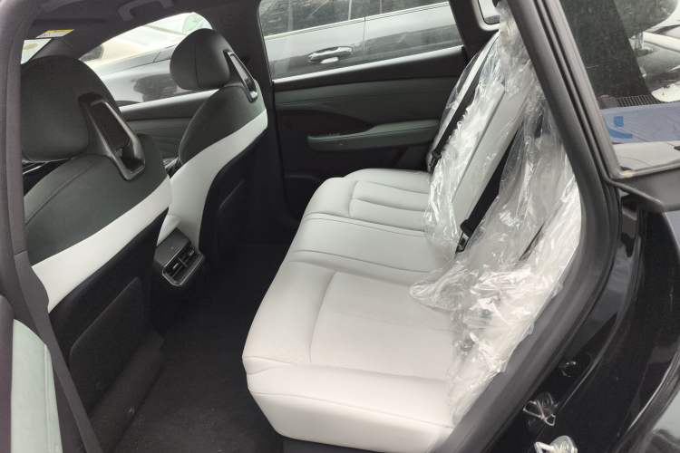 Used Nissan N7 2025 510 Air Left Rear Seat