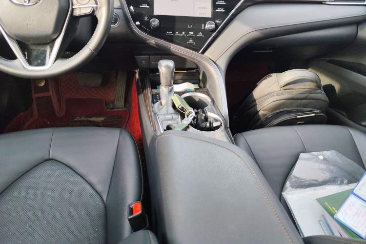 Used Toyota Camry 2018 2.5G Luxury Edition
