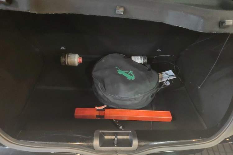 Used Dongfeng NAMMI EX1 2022 Revised PRO Yuecheng Version Trunk