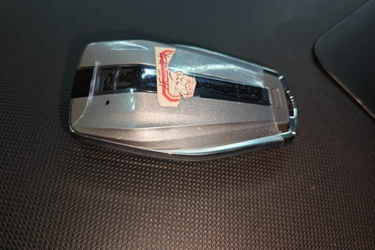 Used Farizon Super VAN 2025 Yucheng Action-Pak, Short-Axle 68kWh ZhiXin, 5-seater
