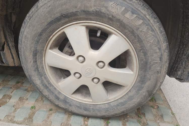 Used FAW Senya M80 2011 Value Edition 1.3L Manual 5-Seater
