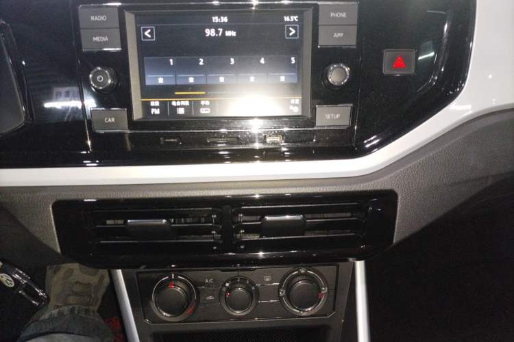 Used Volkswagen Polo 2019 Plus 1.5L Automatic Colorful Technology Edition Audio And AC Panel