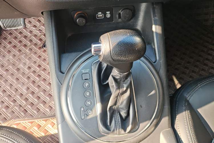 Used Kia Sportage R 2015 2.0L Automatic Two-Wheel Drive GL
