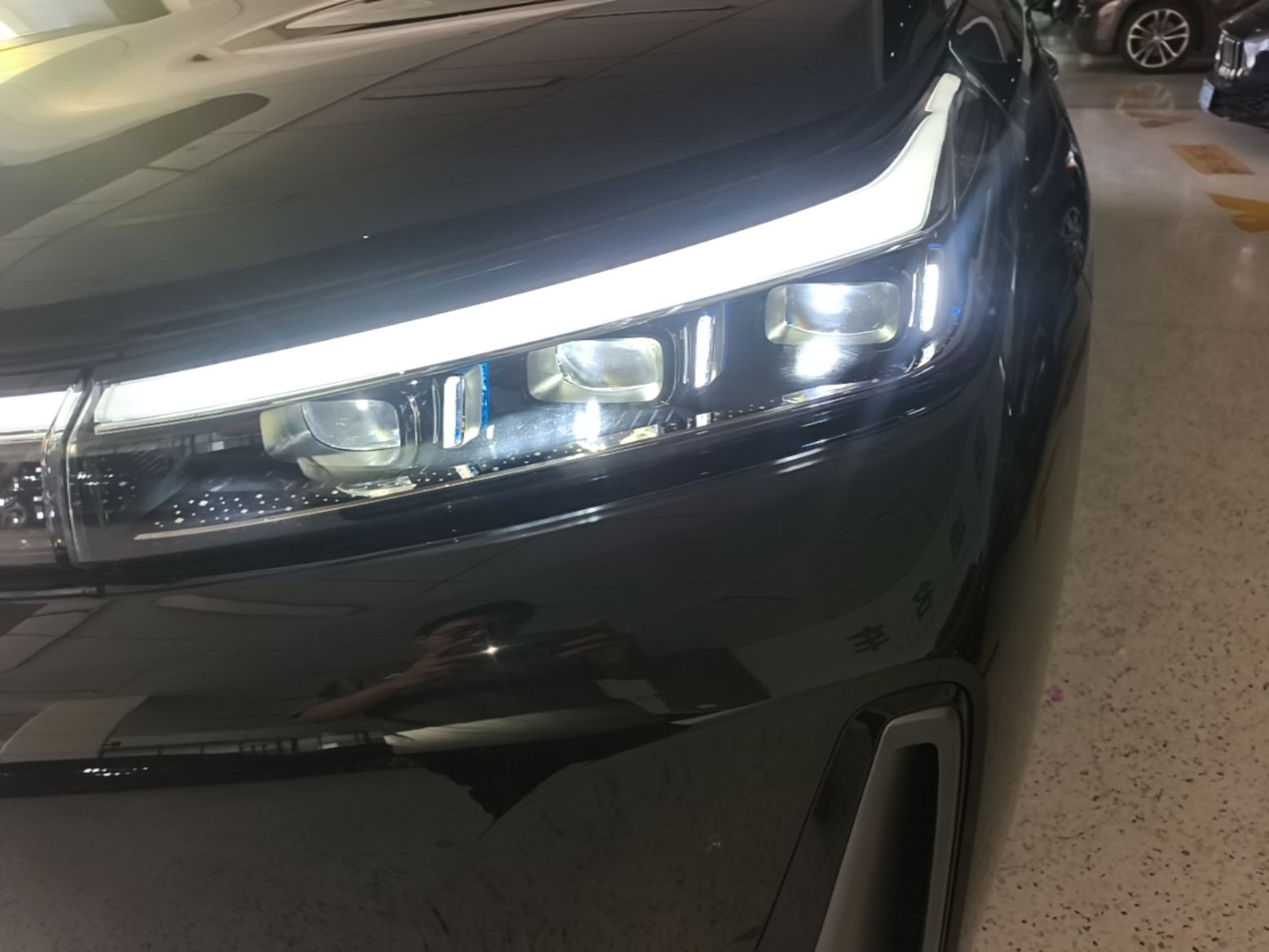 Geely Galaxy M9 2025 Model 210km Four-Wheel-Drive Leading Edition — снимка 8