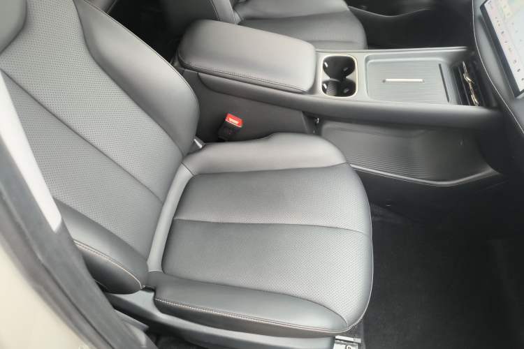 Used Baojun Yunhai 2024 140km Plug-in Hybrid Version