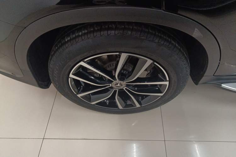 Used Mercedes-Benz GLC 2020 Facelift GLC 300 L 4MATIC Dynamic Edition
