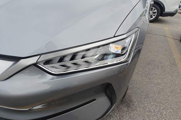 Used BYD Qin PLUS 2021 EV 400KM Luxury Model Left Front Headlight