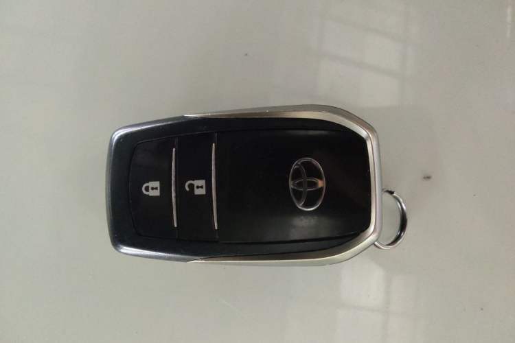 Used Toyota RAV4 2016 2.0L CVT Two-Wheel Drive Smart Edition China V Standard