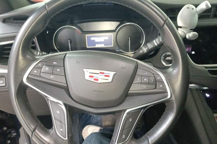 Used Cadillac XT5 2022 2.0T Two-Wheel Drive Luxury Version